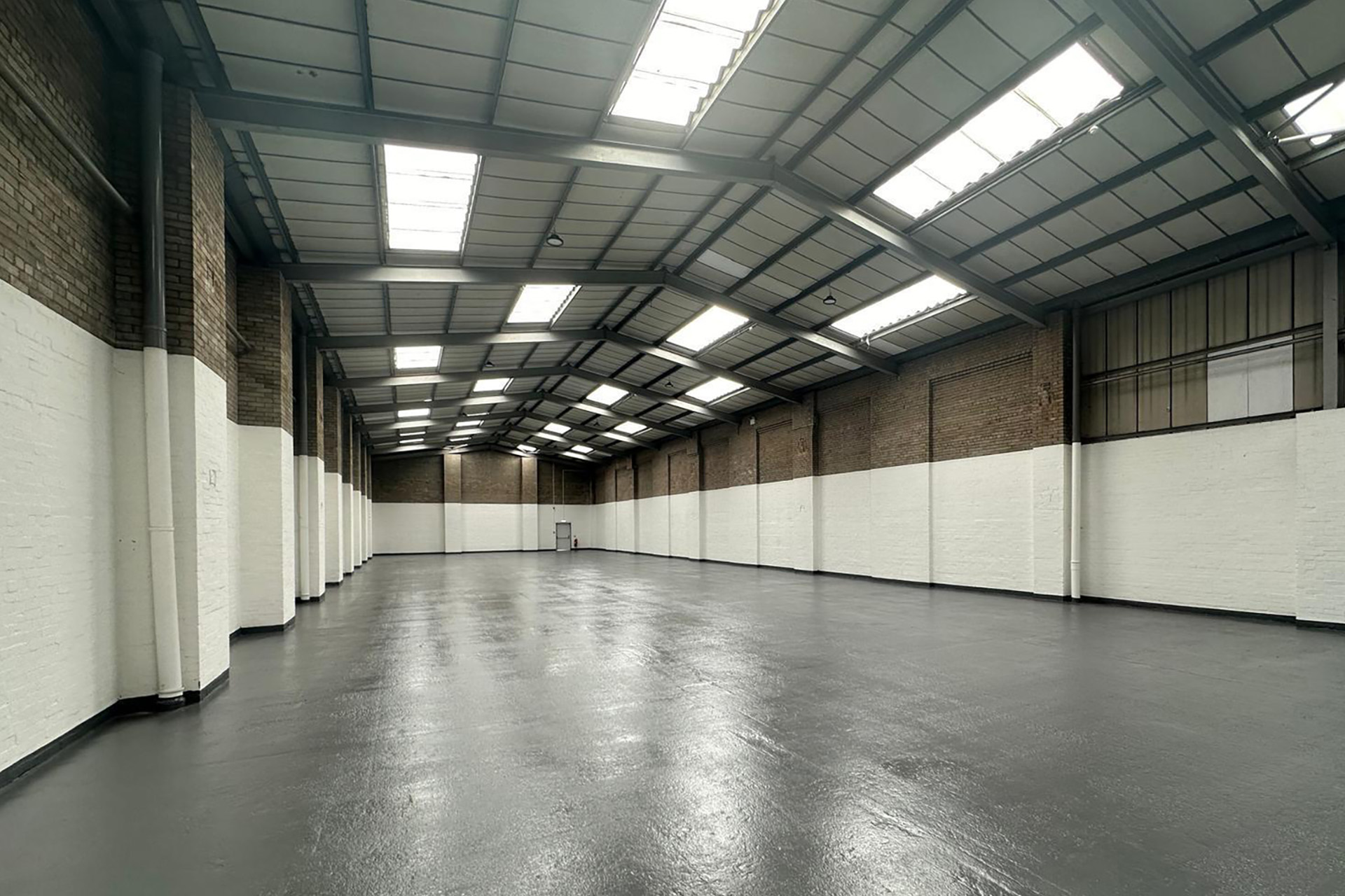 Corngreaves Trading Estate, Cradley Heath photo 4